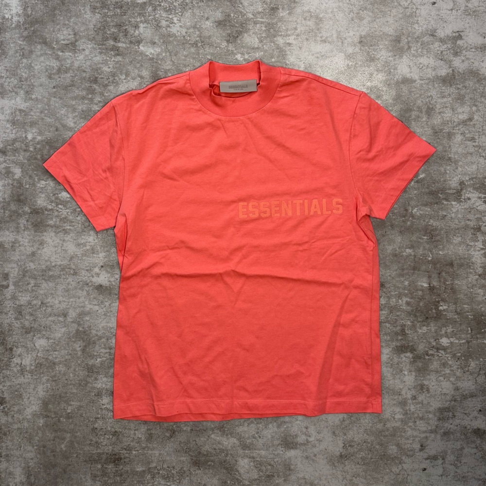 ESSENTIALS Logo T-Shirt - Picture 2 of 4